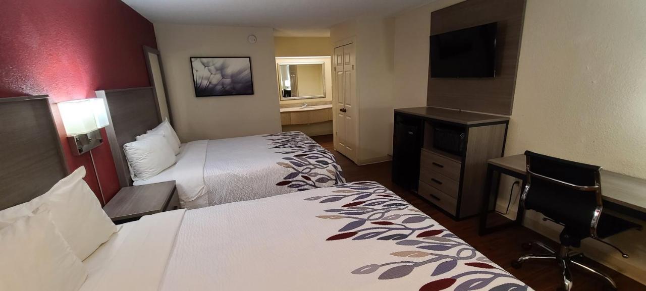 Red Roof Inn & Suites Cornelius - Lake Norman Zewnętrze zdjęcie