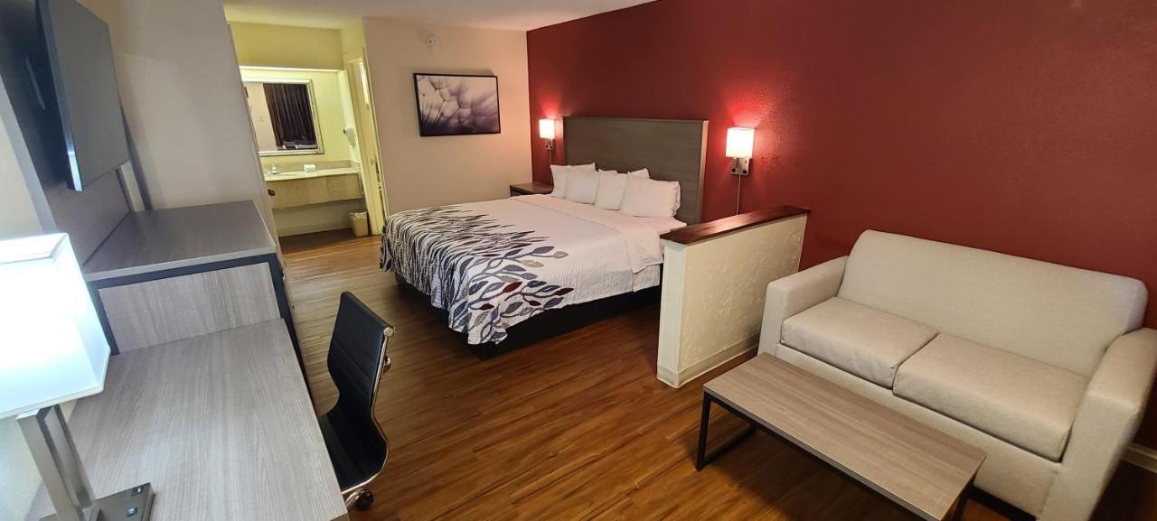 Red Roof Inn & Suites Cornelius - Lake Norman Zewnętrze zdjęcie