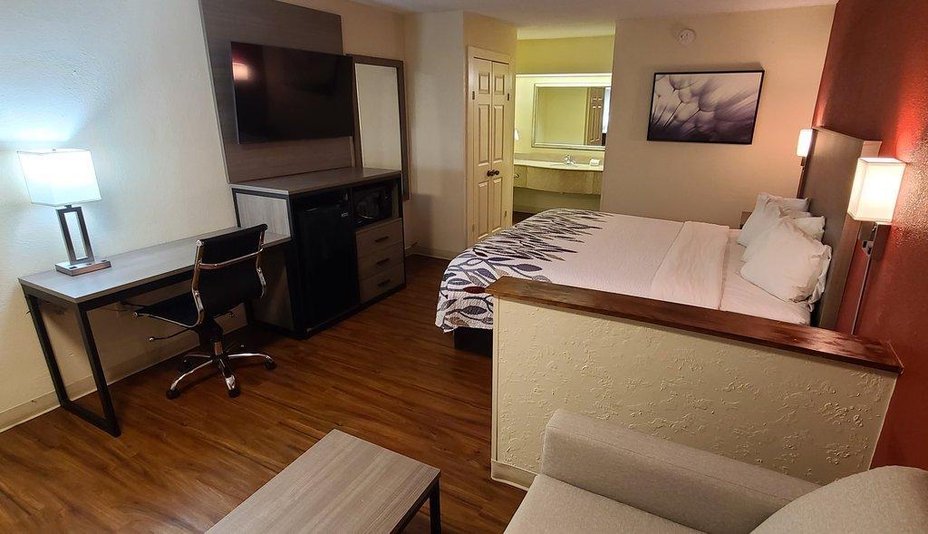 Red Roof Inn & Suites Cornelius - Lake Norman Zewnętrze zdjęcie