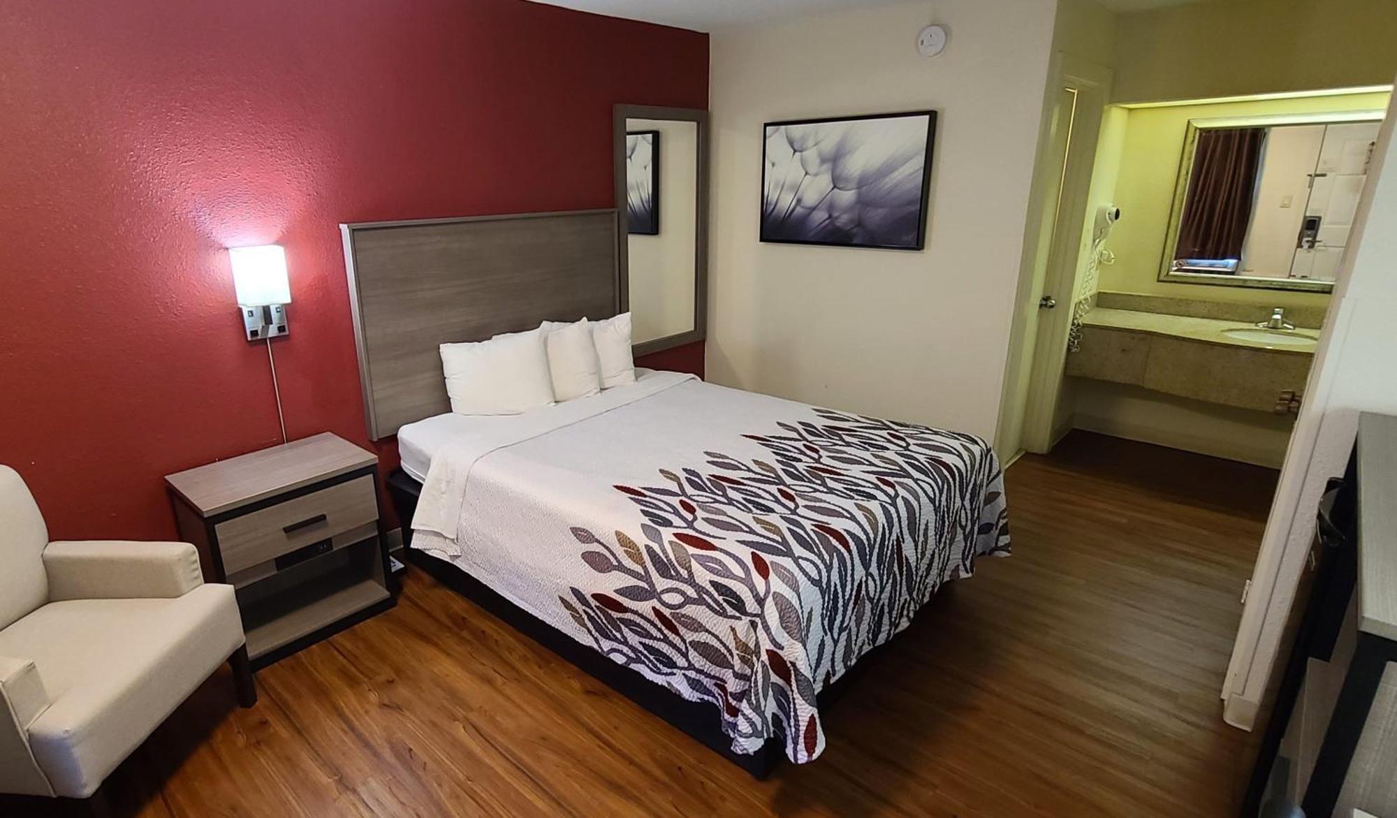 Red Roof Inn & Suites Cornelius - Lake Norman Zewnętrze zdjęcie